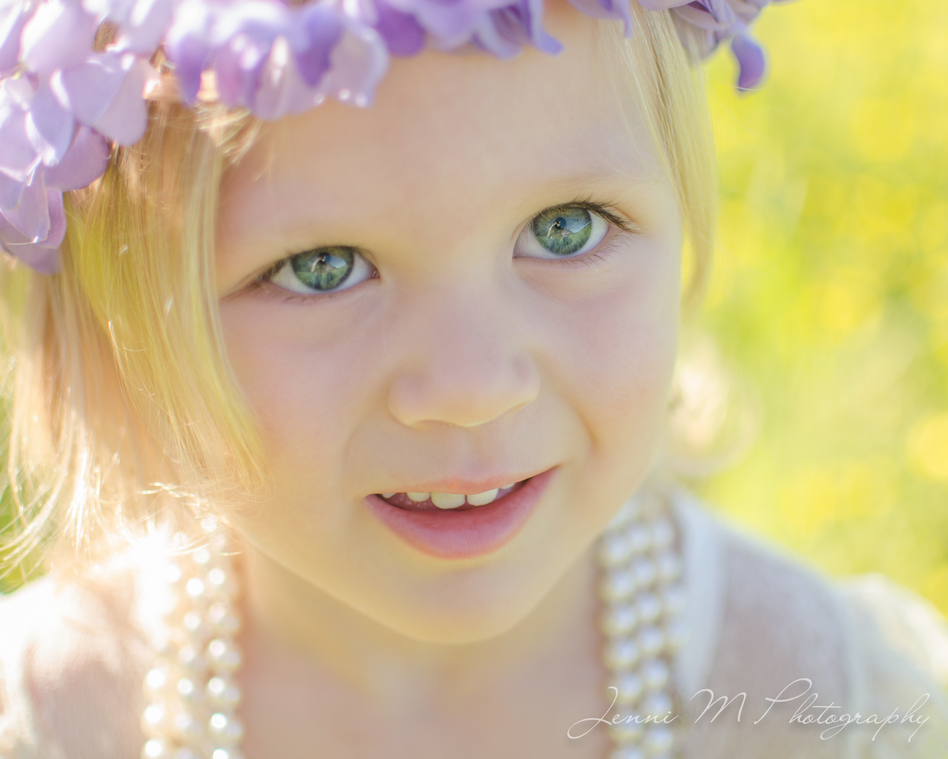 Madison Alabama Family Children Lifestyle Photographer Jenni M McCarty Golden Hour White Dress Field-8