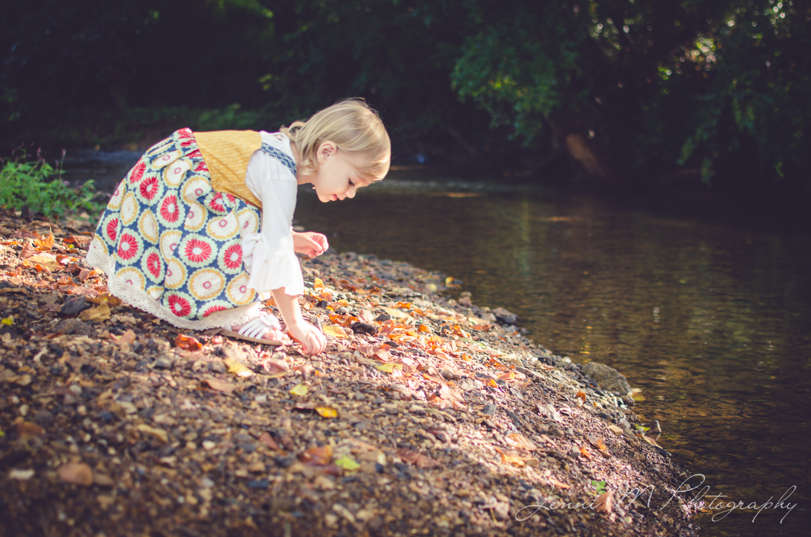 Jenni M Photography 2 year old birthday photography outdoor affordable natural-4